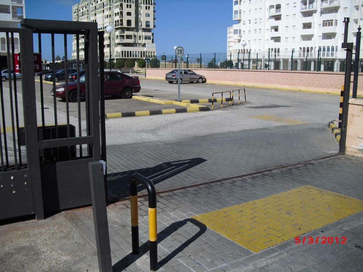 Apartamento Valdelagrana Эль-Пуэрто-де-Санта-Мария Экстерьер фото